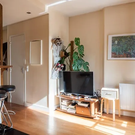 Apartment Bright Apt In The Heart Of Paris Paris